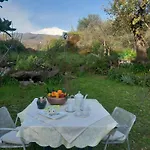 Riccioli Dell' Etna Konukevi 3*