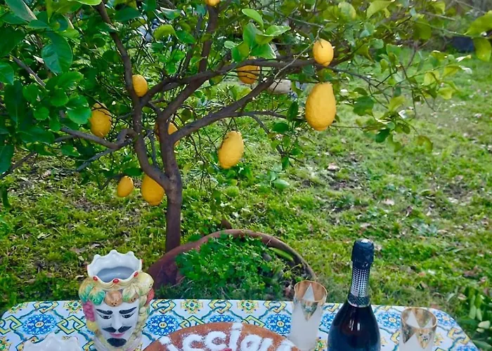 Riccioli Dell' Etna 3* Piedimonte Etneo